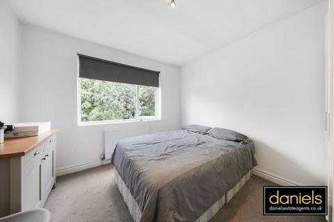 undefined, Dyne Road, Kilburn, London, NW6