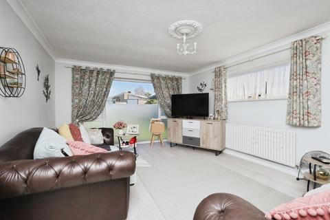 2 bedroom detached bungalow for sale, Milland Road, Hailsham