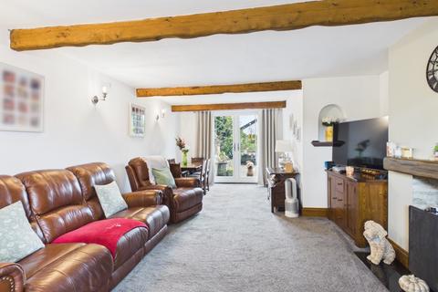3 bedroom cottage for sale, Birch Lane, Dukinfield, SK16 5AU