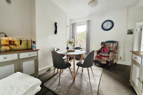 2 bedroom semi-detached house for sale, Ropery Road, Gainsborough DN21