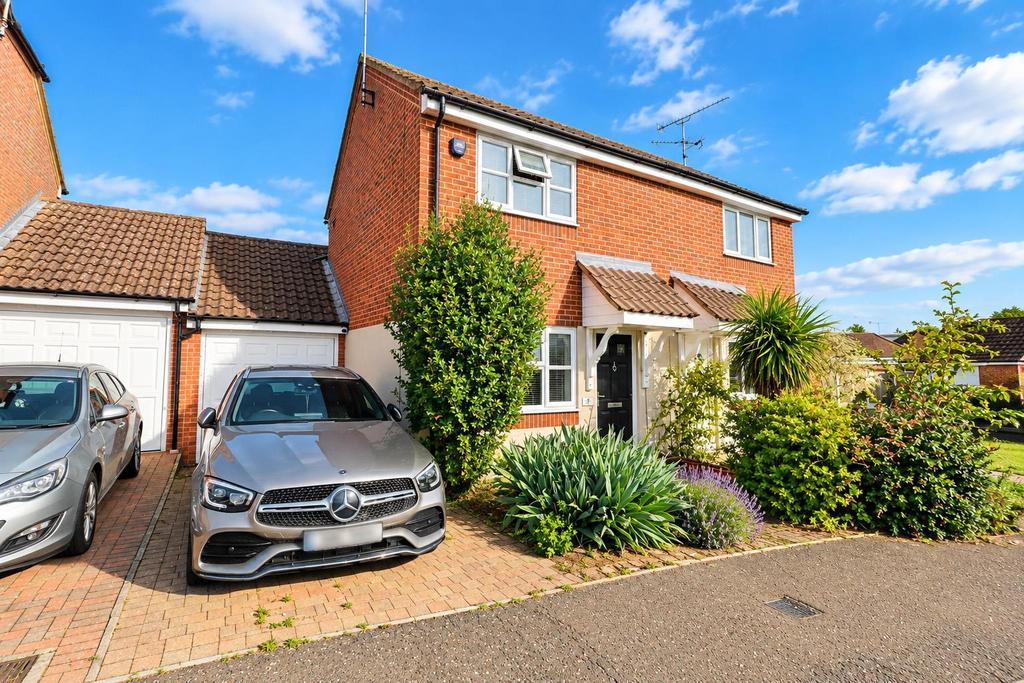 O2 Chelmsford Holmans, Boreham, Chelmsford 1 bed semi-detached house for sale - £300,000
