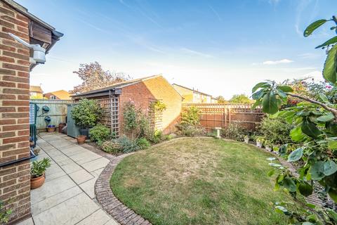 4 bedroom detached house for sale, White Horse Crescent, Grove