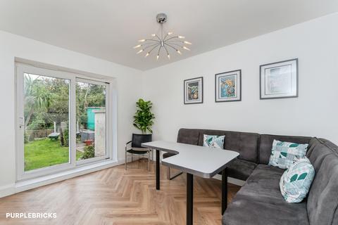 3 bedroom bungalow for sale, Fforddisa, Prestatyn, LL19
