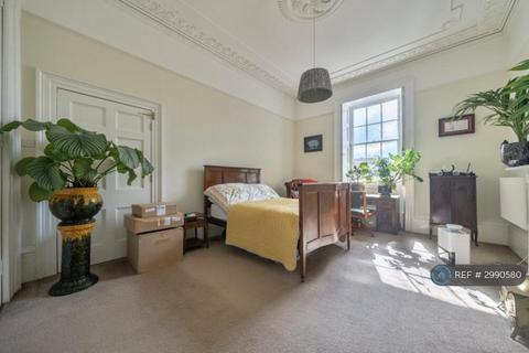 2 bedroom flat to rent, Caledonia Place, Bristol, BS8