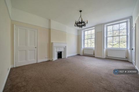 2 bedroom flat to rent, Caledonia Place, Bristol, BS8