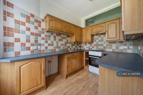 2 bedroom flat to rent, Caledonia Place, Bristol, BS8