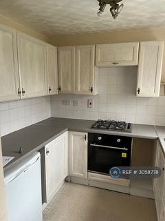 2 bedroom terraced house to rent, Brackendene, Bradley Stoke, BS32