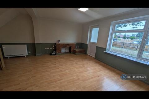 3 bedroom end of terrace house to rent, Griffin Close, Maidenhead, SL6