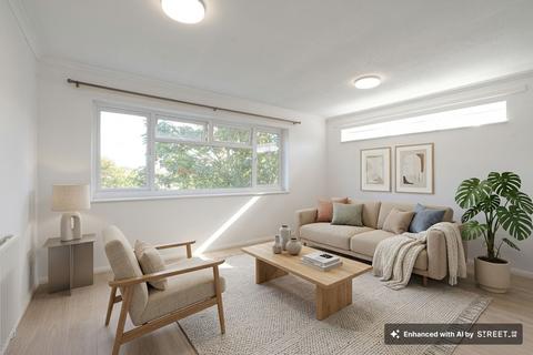 2 bedroom flat for sale, Stratford Road, Shirley, B90