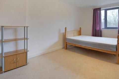 2 bedroom apartment to rent, Fitzwilliam Street, SHEFFIELD, S1