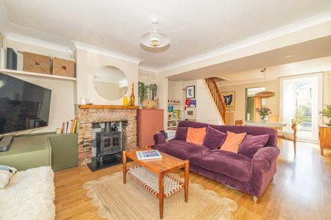 2 bedroom end of terrace house for sale, Westgate Road, Faversham, Kent, ME13