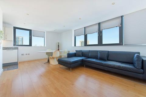 2 bedroom flat to rent, East India Dock Road, London E14