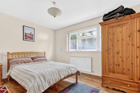 2 bedroom apartment for sale, Leaves Green, Bracknell, Berkshire, RG12
