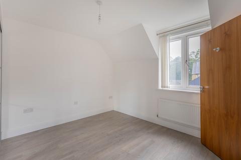 3 bedroom end of terrace house for sale, Storey Mews, Malmesbury, SN16