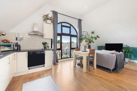 1 bedroom flat for sale, Capstan Way, London SE16