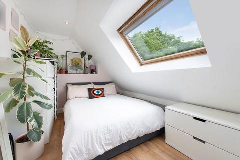 1 bedroom flat for sale, Capstan Way, London SE16