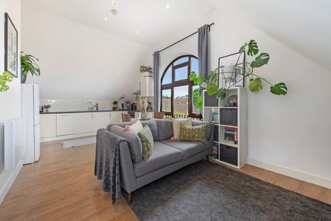 1 bedroom flat for sale, Capstan Way, London SE16