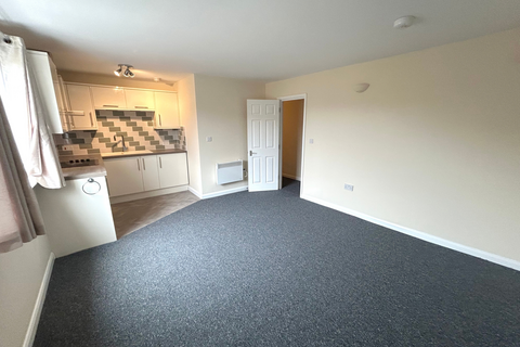 2 bed flat/apartment for rent in Park Road, Folkestone CT19