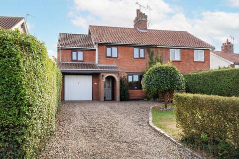3 bedroom semi-detached house for sale, Whitegates, Ludham