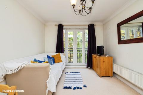 1 bedroom flat for sale, 2 Bristowe Close, Brixton, SW2