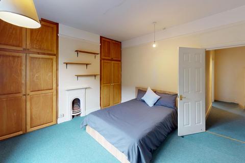5 bedroom house to rent, Fearon Street, Loughborough LE11