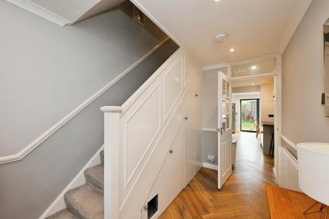3 bedroom end of terrace house for sale, Steward Close, Cheshunt, Waltham Cross