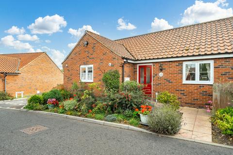 2 bedroom semi-detached bungalow for sale, Jasmine Walk, Swanton Morley