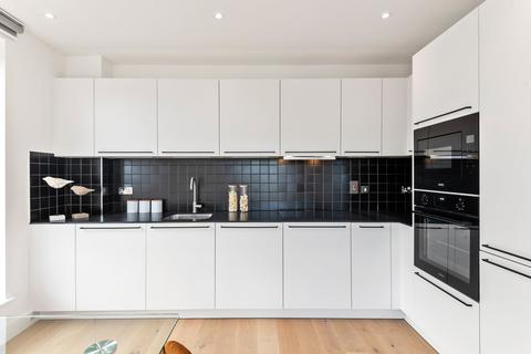 1 bedroom apartment to rent, 304, Quest House North, 23 E14
