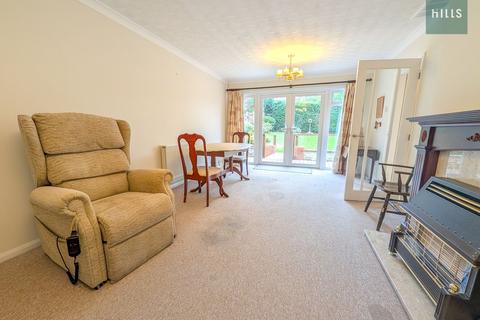 2 bedroom detached bungalow for sale, Calgary Drive, Worcester WR2