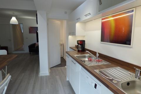 1 bedroom in a house share to rent, 18 Bicester Road, Aylesbury, HP19