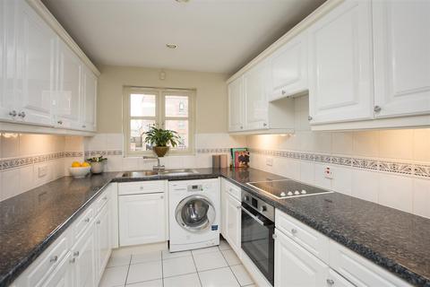 1 bedroom flat to rent, Lady Anne Court, York