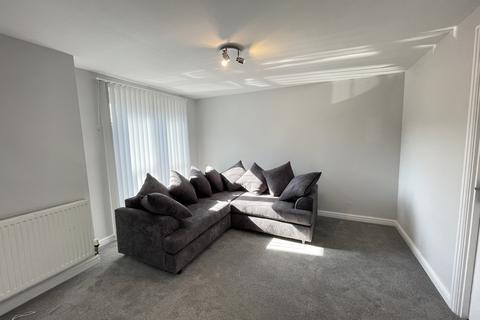 5 bedroom house to rent, Goods Yard Close, Loughborough LE11