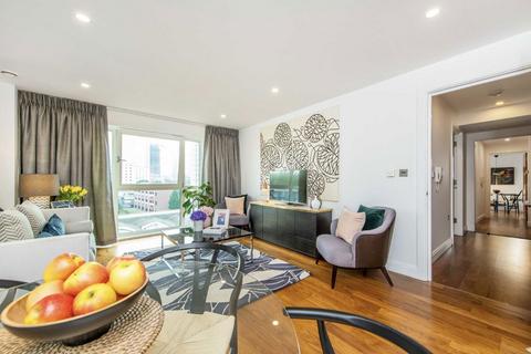 1 bedroom flat to rent, Goswell Road, London EC1M