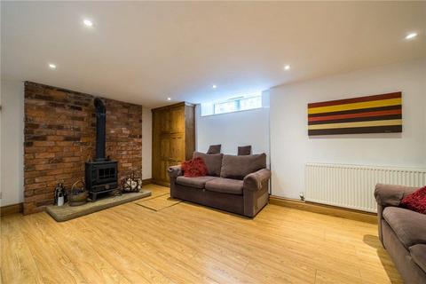 3 bedroom end of terrace house to rent, High Street, Pateley Bridge, Harrogate, North Yorkshire, HG3