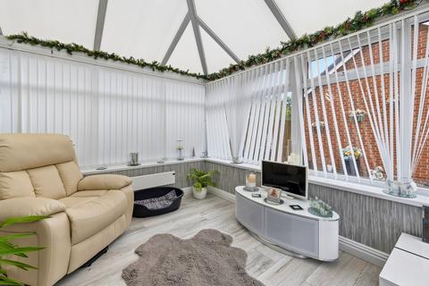 4 bedroom semi-detached house for sale, Woodhouse Close, Rhodesia, S80