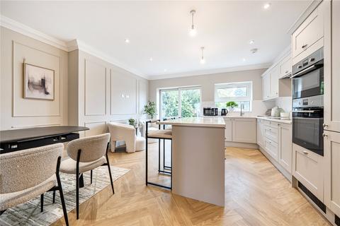 undefined, Beresford Avenue, London