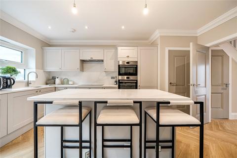 undefined, Beresford Avenue, London