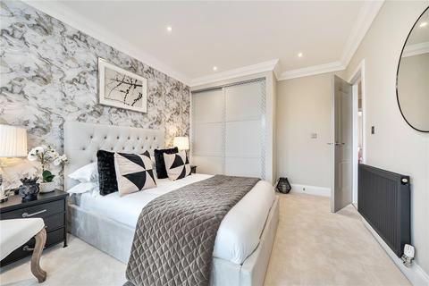 undefined, Beresford Avenue, London