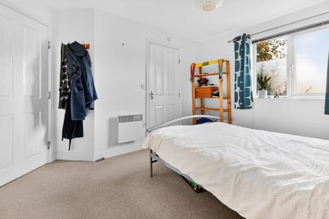 2 bedroom flat for sale, Bracknell RG12
