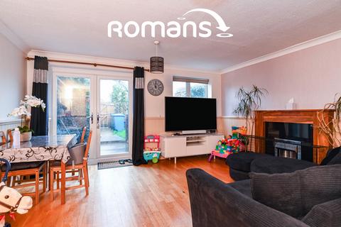 3 bedroom terraced house to rent, St. Andrews, Bracknell, RG12