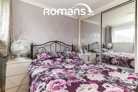 3 bedroom terraced house to rent, St. Andrews, Bracknell, RG12