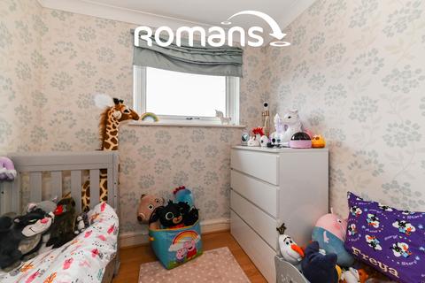 3 bedroom terraced house to rent, St. Andrews, Bracknell, RG12