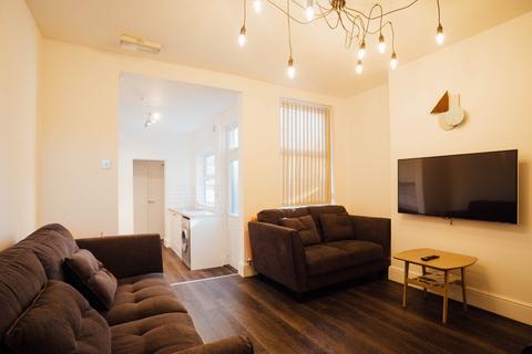 5 bedroom house to rent, William Street, Loughborough LE11
