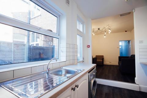 5 bedroom house to rent, William Street, Loughborough LE11