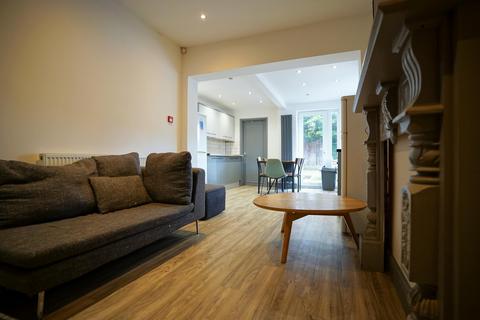 5 bedroom house to rent, Chestnut Street, Loughborough LE11