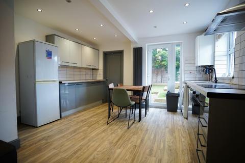 5 bedroom house to rent, Chestnut Street, Loughborough LE11