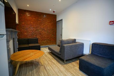 5 bedroom house to rent, Chestnut Street, Loughborough LE11