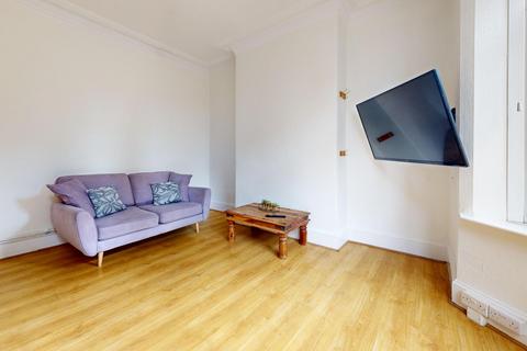 5 bedroom house to rent, Frederick Street, Loughborough LE11