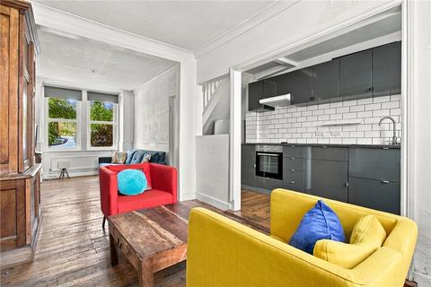 2 bedroom terraced house for sale, Blackshaw Road, London SW17