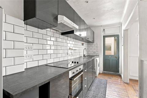 2 bedroom terraced house for sale, Blackshaw Road, London SW17